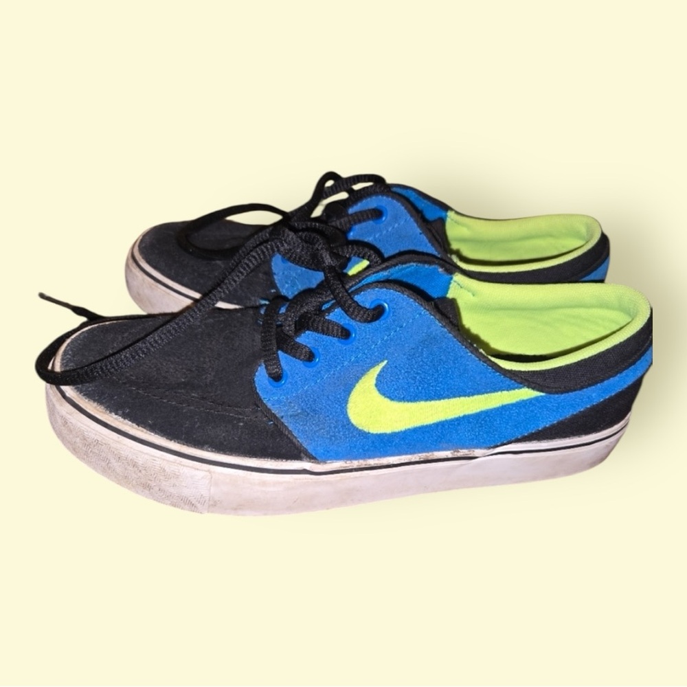 2014 Nike Stefan Janoski Shoes Skateboard Size 3.5Y 525104-470